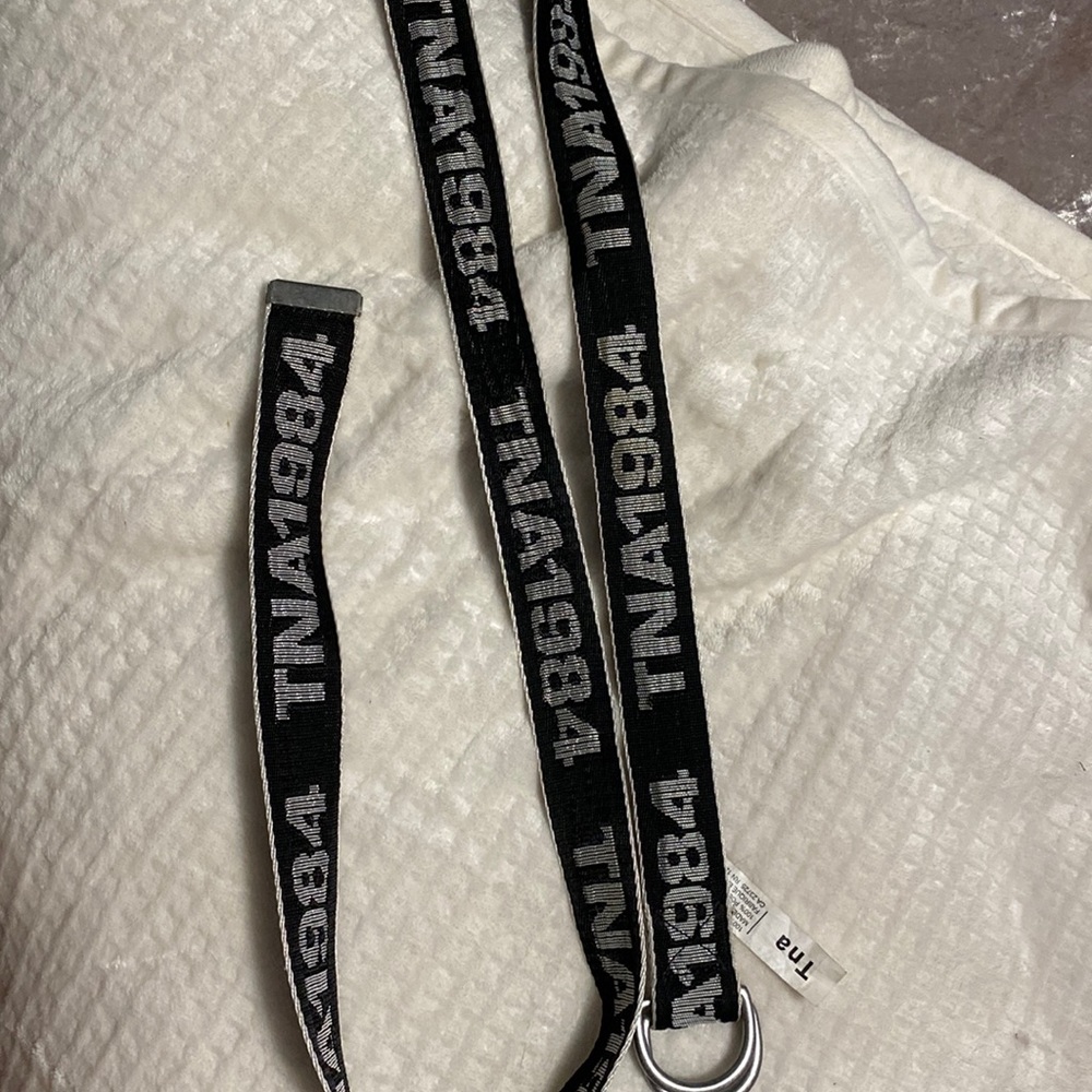 Aritzia TNA Belt